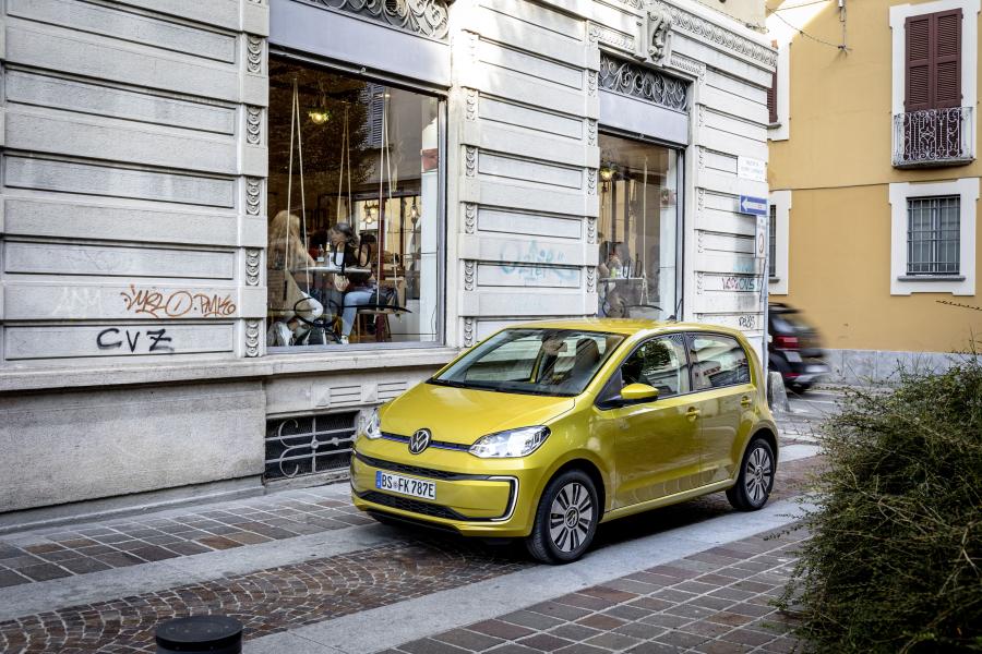  Volkswagen e-up! (Honey Yellow) 2019 года  (WW) (фото 15 из 31)